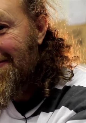 Flake and Flames: Overdrive! S01:E11 - Master Blaster