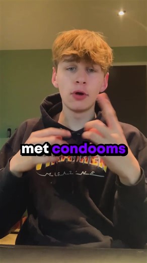 Ik veraste een van mijn beste vrienden met custom condoom met zijn eigen hoofd er op!😨🤪 #fyp #fy #viral #viraal #verassing #custom #cadeau