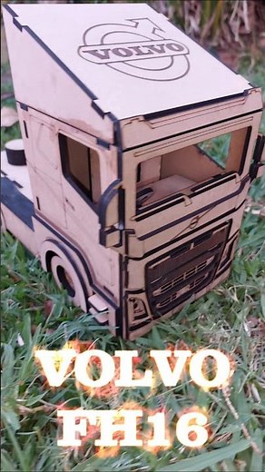 VOLVO FH16 360° | Full 3D Laser-Cut Model Build & Assembly