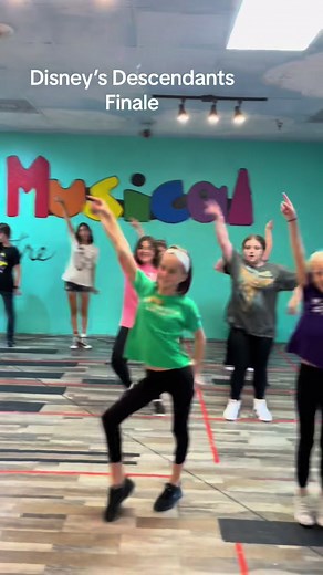 Week 2 - #disney #descendants #setitoff #finale #musical #musicaltheatre #fyp #ysmtkids #team #funfunfun #choreography #boyscandance #accessibleartsforall #ysmtspace #youbelonghere #dance #middleschool #iloveysmt