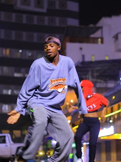 This new dance challenge reflects discipline and collaboration. The new dance trend now 2026 is proving that synchronized dance and authentic energy are what truly go viral.inspo@Lizzydazzy254 @OLEMOJO🇰🇪 nisinzia remix dance challenge #creatirsearchinsights #justcallmekeith