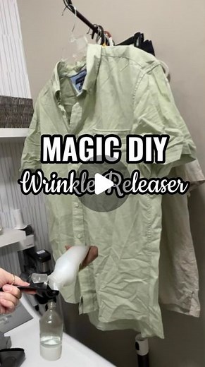 Deb Sandler | Cleaning + Organizing + Home Tips & Hacks on Instagram: "When you come across a “homemade hack” that really works and saves you time, it needs to be shared. GET READY TO SAVE THIS! Homemade Wrinkle Release Spray ⤵️ • 6-8 oz glass spray bottle • 1 cup water • 1/2 tbsp white vinegar • 1/2 tsp (MAGIC INGREDIENT) HAIR CONDITIONER!!! *The conditioner relaxes the fibers in the garment, allowing the wrinkles to magically smooth out and disappear. Make sure to always shake before use, as t