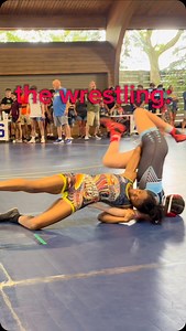 that video dosent even show the half of my bruises. first time double bracketing I was insanely sore. I would do it again. Extreme talent shown here at this tournament. Never let anyone persuade you with what you wanna do with your life. ❤️ #wrestling #wrestler | Tamara Humphries