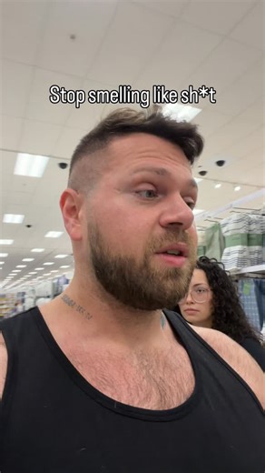 Noah Williams | Fat Loss & Functional Health Coach on Instagram: "Your body is literally trying to tell you that something is wrong and you just think it’s normal for farts to smell like that 🥴 Eat better. You’re always going to smell like rancid ass if your diet sucks. Betaine HCl or ACV before meals to jumpstart stomach acid production. HCl burp test is a must if you go the betaine route. And a mild pro kinetic like ginger to help with motility and support the mmc will help get the wheels tur