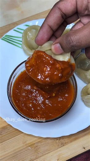 Udhaya prakash on Instagram: "Rainy days call for spicy momo nights! Here's a super easy momo chutney recipe to warm you up. #momo #momochutney #chutney #momorecipe #momos #easychutney #easychutneyrecipe"