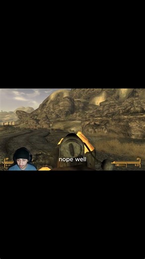 Radroach vs Gecko… Radroach Got COOKED 💀 (Fallout: New Vegas) #falloutnewvegas #falloutnv #fallout