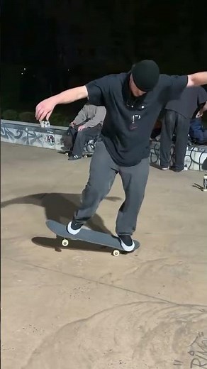 Rodney Molen would be proud of this skateboarding masterpiece from @steenbe | Shralpin Skateboarding