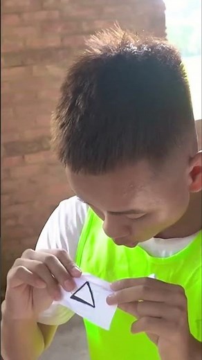 Banana TV: Epic Toy Gun Battle! Unbelievable Skills Challenge! #Shorts