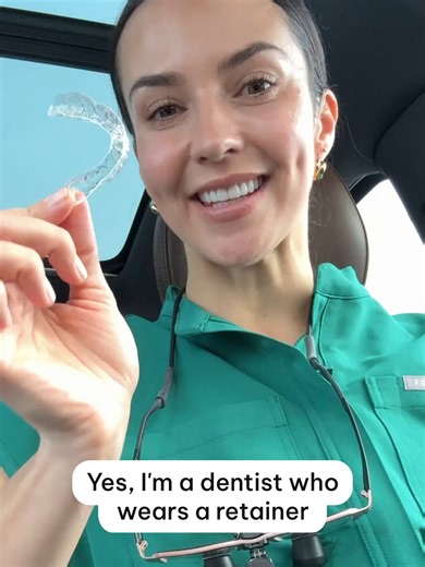 Proper Cleaning Techniques for Retainers by a Dentist