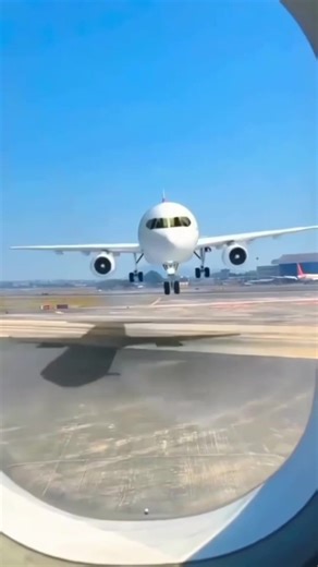 🔐 อยากอัปสกิล Cyber Security แบบจริงจัง? 🎓 เรียนต่อ ป.ตรี “ความมั่นคงปลอดภัยไซเบอร์” ม.สวนดุสิต เปิดรับสมัครแล้ว! หลักสูตรวิทยาศาสตรบัณฑิต สาขาวิชาความมั่นคงปลอดภัยไซเบอร์ 📌 ภาคปกติ (นอกเวลาราชการ) เหมาะกับคนทำงาน ✨ จุดเด่นหลักสูตร ✅ เรียนรู้ Cyber Security ตั้งแต่พื้นฐานถึงเชิงลึก ✅ ฝึกปฏิบัติจริง ตอบโจทย์ตลาดแรงงาน ✅ เทียบโอนได้ สำหรับผู้จบ ป.ตรี / อนุปริญญา ✅ ความร่วมมือทางวิชาการกับ NCSA และ Fortinet 📅 รับสมัครออนไลน์ 🗓 4 ก.พ. – 12 พ.ค. 2569 💰 อัตราค่าธรรมเนียมการศึกษาสูงสุด ➡️ 28,400 