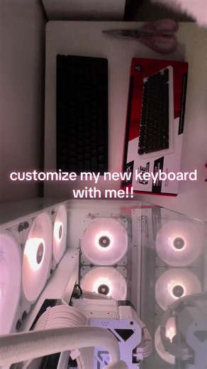 Customize Your Cute HyperX Keyboard for PC Gaming