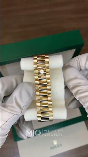 Unboxing Rolex Day-Date 228238 White Roman 40mm 18k Yellow Gold Watch