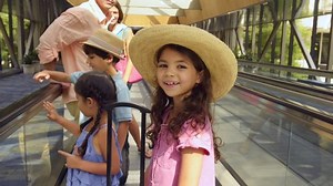 Smiling Girl Riding Travolator Airport Family Stok Videosu (%100 Telifsiz) 1036521551 | Shutterstock