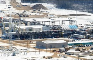 Statoil puts oilsands expansion on hold
