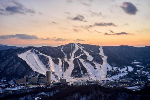 PHOENIX PARK SKI RESORT IN KOREA [FULL GUIDE]