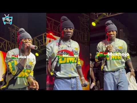 Stonebwoy Climbs Main Stage At His concert at Republic Bar & Grill in Osu 🔥 - Full Performance