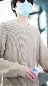 当清爽干净的夏日男孩遇见水润爆炸的补水精灵@belif碧研菲 会碰撞出什么样的水花呢？？这个夏天，和@Biiiii毕雯珺 一起解锁夏日肌肤的秘密，做最真实的自己！