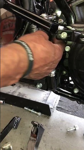 Harley touring wobble. Relieve the wobble with True-Track's PN 20-00-17FT stabilizer installed