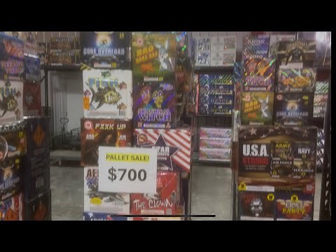 Warrenton Wholesale Fireworks Store Tour 2025 Crazy Deals And Prices🔥🔥💥