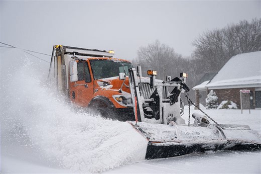 Heavy Snow Warning As up to 18 Inches Set To Hit