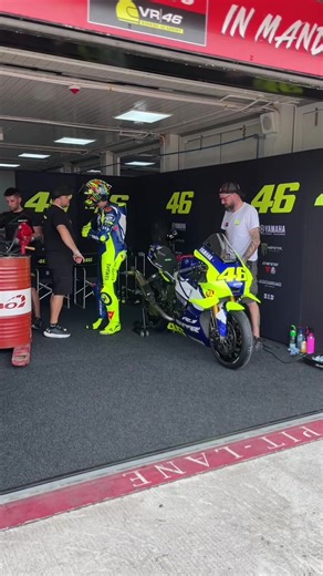VR 46 Academy #vr46 #vr46ridersacademy #mandalikacircuit #pertaminaendurovr46racingteam