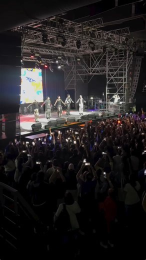 'DUNGKA!' SA ROMA WITH MARIZ AND RAFFY 😍🫶 GMA Integrated News reporters Mariz Umali and Raffy Tima were among the lucky A'Tin to watch SB19's performance in the "Sama sa Roma" event in Rome, Italy. On Instagram, Mariz dropped several fan cams of SB19 on stage, which also showed the couple partying to "Dungka!" COURTESY: Mariz Umali/Instagram Read more: https://www.gmanetwork.com/news/lifestyle/content/962239/mariz-umali-raffy-tima-sb19-rome/story/ | GMA News