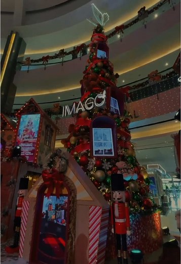 Celebrate the Holidays at IMAGO: A Joyful Experience