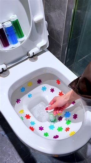 Innovative Toilet Gel Stamp for Effortless Home Cleaning