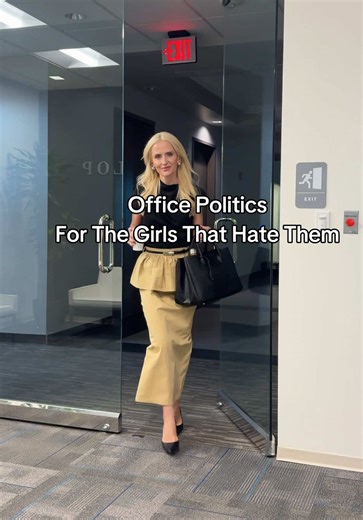 You don’t hate office politics because you’re bad at your job. You hate them because no one explained the rules — they just punished you for not knowing them. Most of us were taught to: • Work hard • Be fair • Stay out of drama • Let our work speak That advice feels moral. It’s also incomplete. Office politics isn’t gossip or manipulation. It’s who gets context early. Who gets credit publicly. Who leadership trusts when things get uncomfortable. If you refuse to engage at all, you don’t stay neu