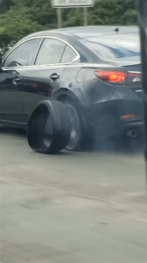 Kalikhman & Rayz, LLC | Have you ever seen something on the road that makes you go, “Yeah… that’s not ending well”? This guy’s tire left the chat. It rolled off... | Instagram