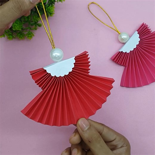 DIY Christmas Angel for Christmas Decorations - How to Make a Paper Angel #decoration #handmade #simplecrafts #diyprojects #easycrafts #homedecor #artandcraft #craftideas #doityourself #Christmas #ChristmasDecor #christmascrafts | Colors Paper