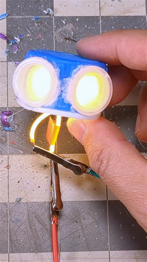 JRamosWorks Creative on Instagram: "Using flexible filament to make growing robot eyes. Built from random lids and curiosity. Low voltage, high personality. Also, what is the second lid? #robotbuild #flexiblefilament #diyrobot #diy #buildprocess"