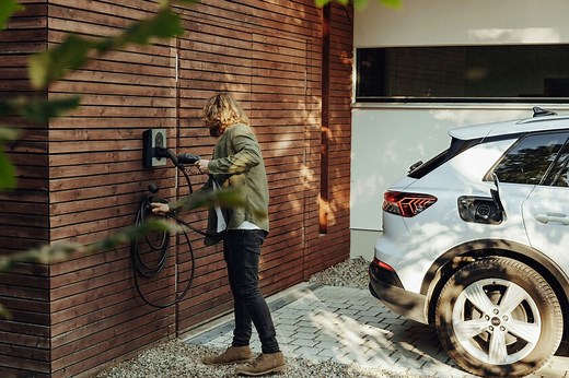 Cuánto cuesta cargar un coche eléctrico: tarifas recomendadas