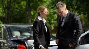 Angry female driver calling police refusing to take money from guilty driver