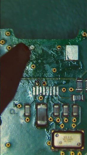 PCB Connector Replacement: The Right Way to Rework #smartphone #computer#iphone #soldering