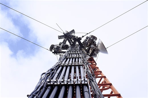 Jim Cramer Says Verizon (VZ)’s CEO Might Not Stand For Underperformance