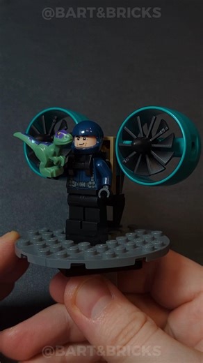 Ranger with Helipack and Baby Raptor LEGO Jurassic World set #lego #jurassicworld #fy #fyp #fypシ