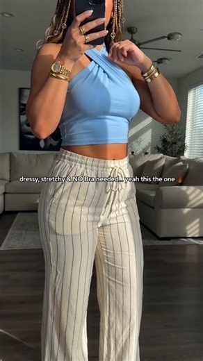 👆Outfit linked in bio This stretchy top needs no bra? Wait till you see the fit 🔥
