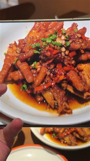 Experience the stunning power of Samsung's foldable screen with 2K display for food photography!