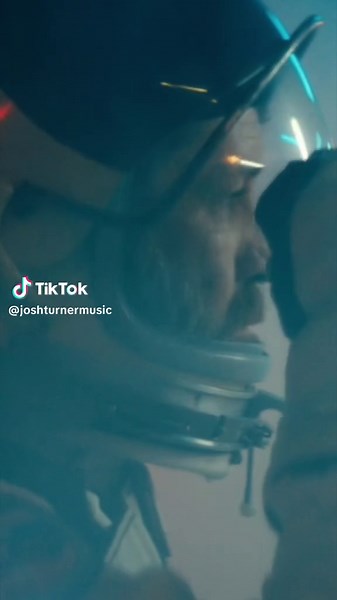 Josh Turner on TikTok