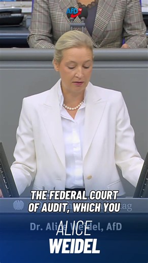 „Ich glaube nicht. Die gesamten Steuereinnahmen einzig und allein nur für Zinsen und Sozialausgaben draufgehen. Das muss man sich mal vorstellen. Alle Rekordsteuereinnahmen sind nur für Soziales und für die Abbezahlung von Zinsen. So sieht keine solide Haushaltspolitik aus.“