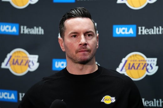 Lakers Make Roster Decision Before NBA Season