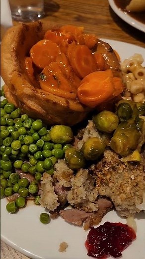 British roast dinner, UK 🇬🇧