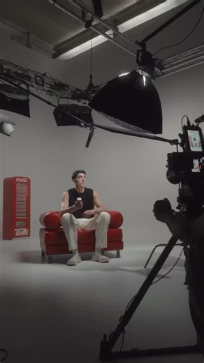 Un auténtico placer recibir a @yosoyplex y el equipo de @cocacola_esp en nuestro plató! | Batmowli Clips