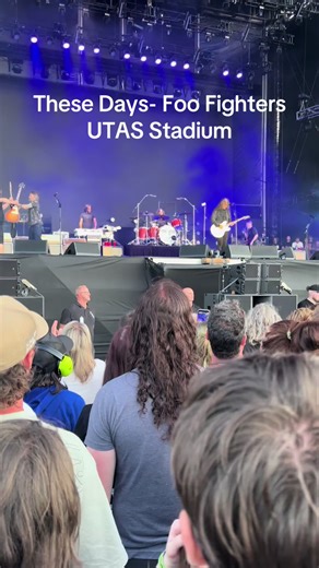 these days @ utas stadium #thesedays #foofighters #davegrohl #utasstadium #fyp