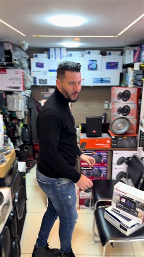 Car audio autoradio Pioneer, autoradio alpine, système audio de voiture, sonorisation de voiture, accessoires audio véhicule haut-parleur, Pioneer, modification audio de véhicules#fypシ゚ #pionee #car #caraudio #automobile