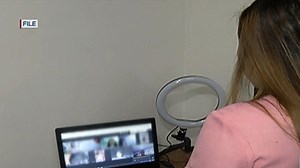 #FrontlinePilipinas | Nasa 70.9% ng mga guro ang naniniwalang hindi nade-develop ang competencies ng mga estudyante sa ilalim ng distance learning, base sa resulta ng isang survey. | via Marianne Enriquez For more latest stories, visit us at www.news5.com.ph | News5