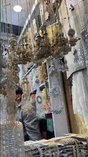 Understanding lace design helps elevate garments with grace, craftsmanship, and refined beauty. ✨