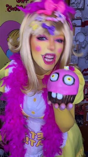 Chicka Cosplay Inspired by Five Nights at Freddy's