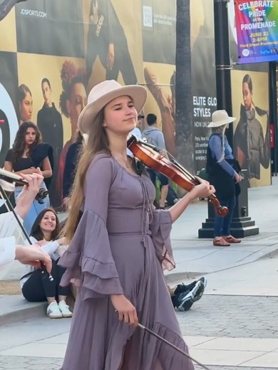 ♥️🌸🌷 Violin Cover #violin #violon #violinist #musica #musician #trendingsong #streetmusician